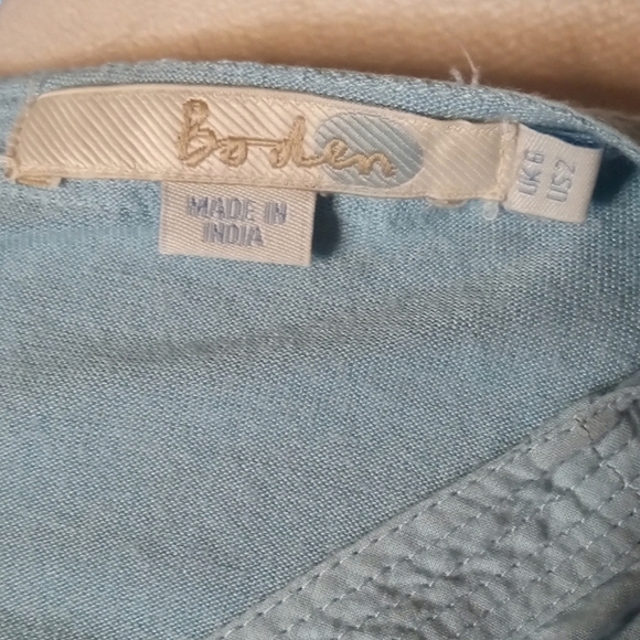 Boden Light Blue White Floral Embroidery Cotton Ruched 1/2 Sleeve Blouse Size 2 - Picture 7 of 9